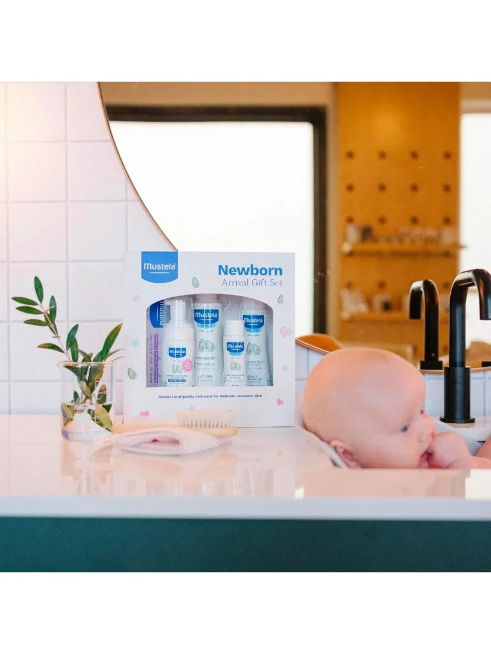 Newborn Baby Skincare Gift Set - Natural Plant-Based Bath Essentials - 5 Items